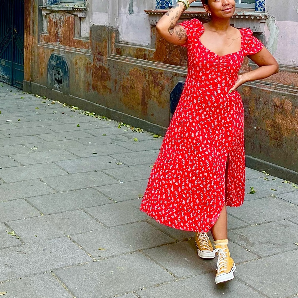 & Other Stories Women's Puff Sleeve Red Dress Floral